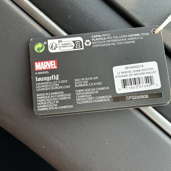 LOUNGEFLY Marvel Metallic Doctor Strange Zip Around Wallet - Picture 14 of 14